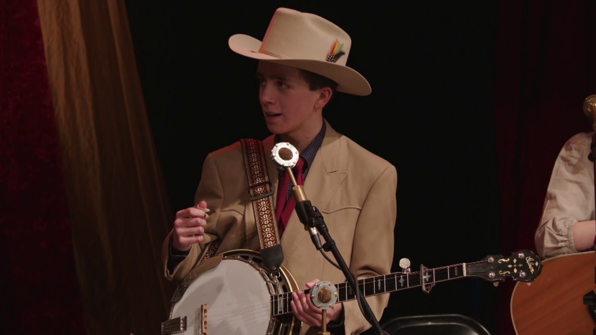 Woodsongs Kids: S1E12 Lily and Noah Goebel & Alex Davis - RSU.TV